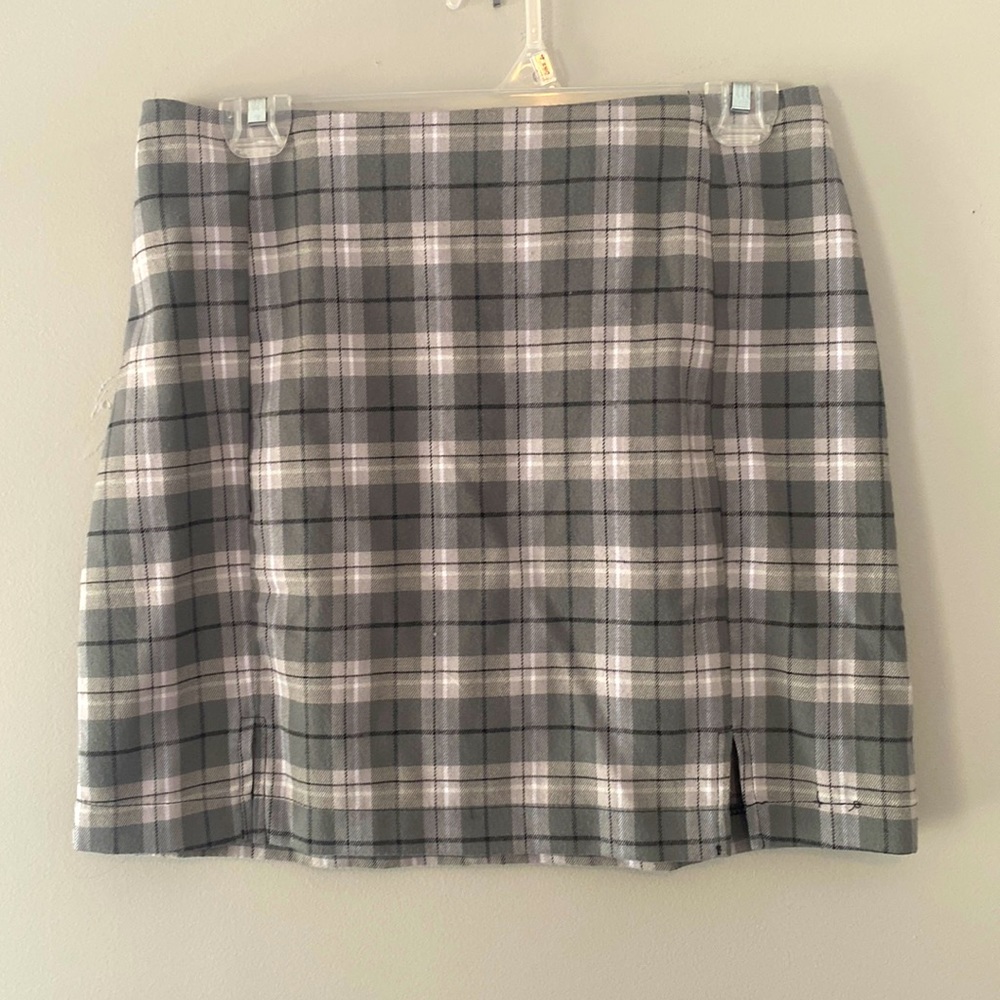 Gray Plaid Mini Skirt Juniors size 9